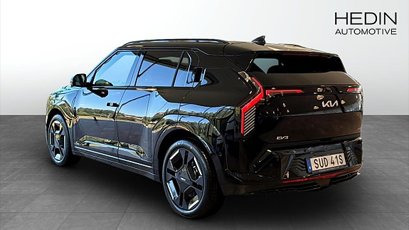 Kia EV3 6 of 12