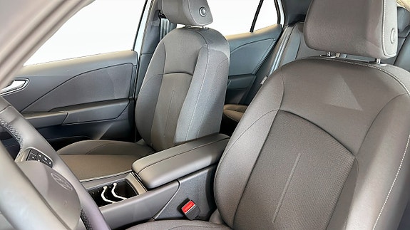 Volkswagen ID.3 Neo 8 of 12