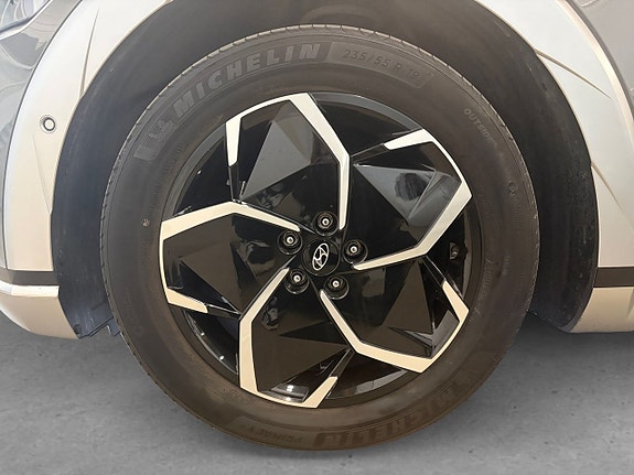 Hyundai Ioniq 5 8 of 22