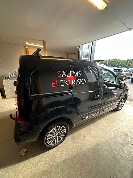 Peugeot Partner 8 of 8