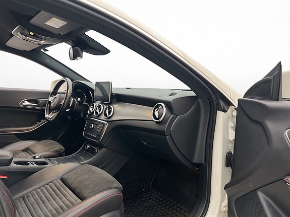 Mercedes-Benz CLA250+ 25 of 29