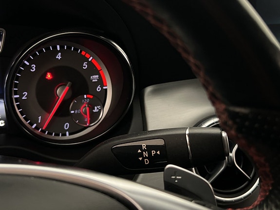 Mercedes-Benz CLA250+ 17 of 29