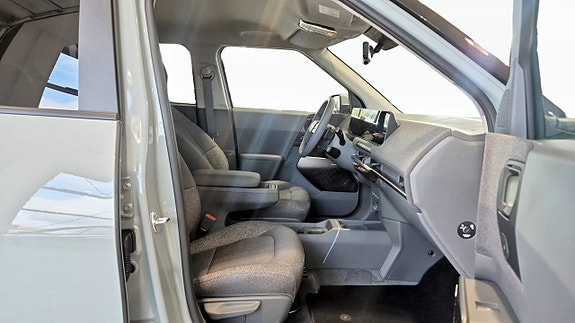 Kia EV2 8 of 12