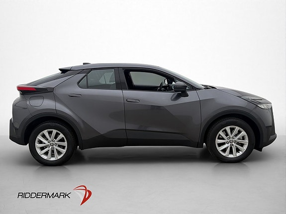 Toyota C-HR 9 of 30