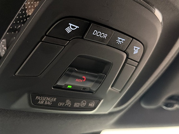 Toyota C-HR 26 of 30