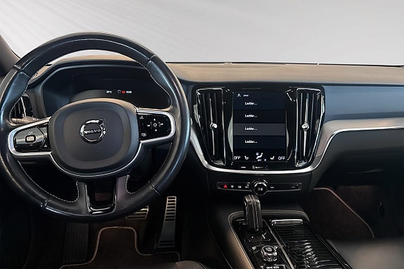 Volvo V60 9 of 27