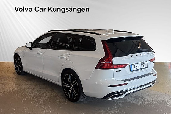 Volvo V60 4 of 27