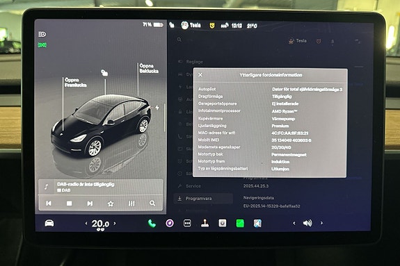 Tesla Model Y 12 of 22