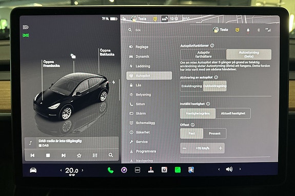 Tesla Model Y 13 of 22