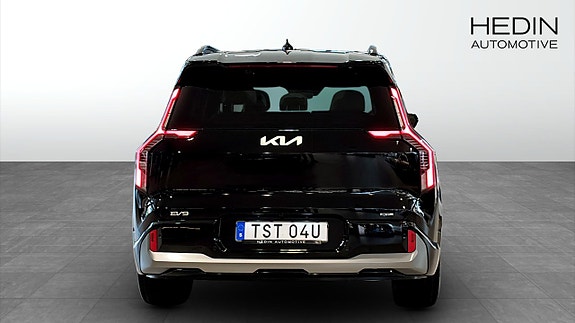 Kia EV9 7 of 9