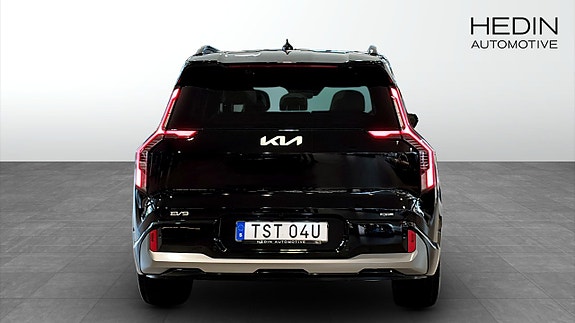Kia EV9 7 of 9
