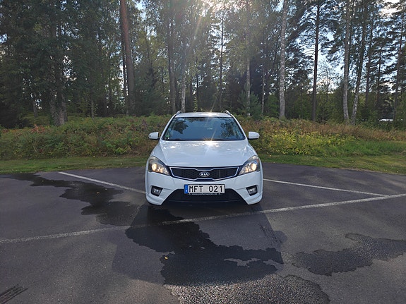 Kia Ceed 8 of 11
