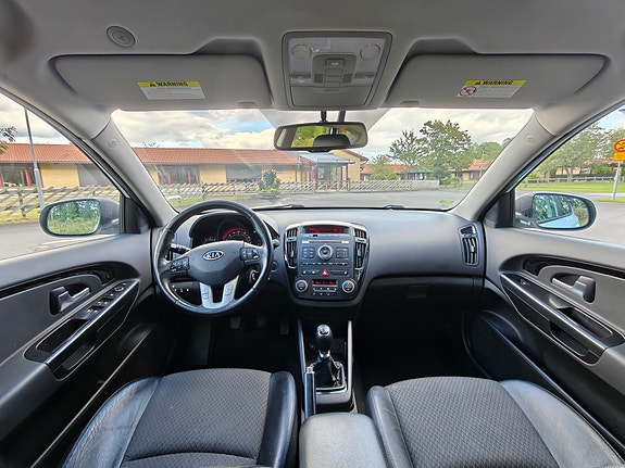 Kia Ceed 9 of 11