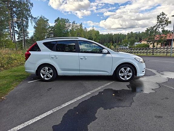 Kia Ceed 6 of 11