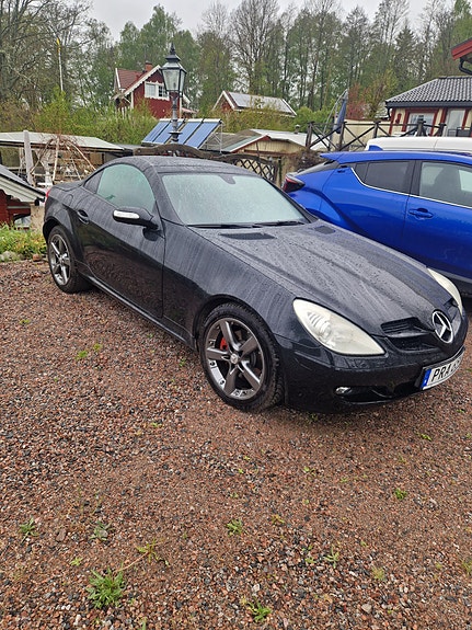 Mercedes-Benz SLK280 4 of 22