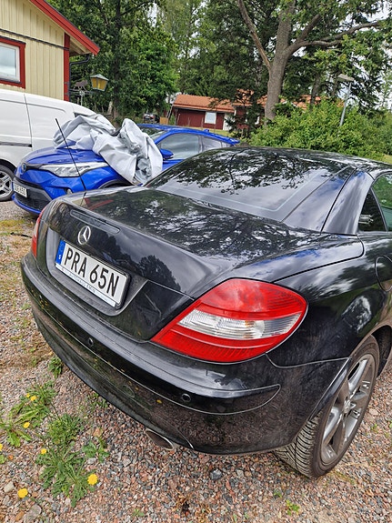 Mercedes-Benz SLK280 3 of 22