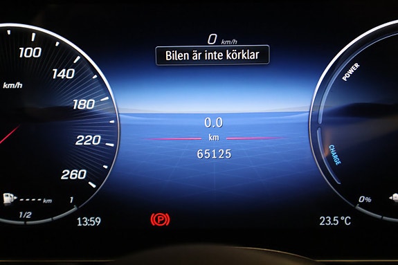 Mercedes-Benz GLC300 de 21 of 26