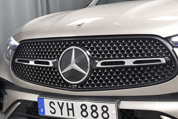 Mercedes-Benz GLC300 de 7 of 26