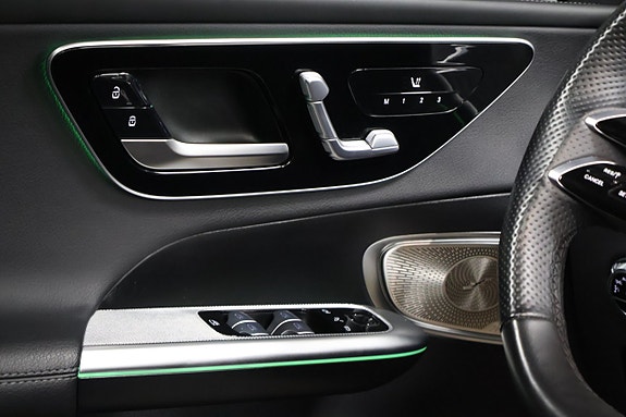 Mercedes-Benz GLC300 de 17 of 26