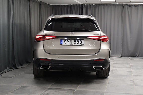 Mercedes-Benz GLC300 de 4 of 26