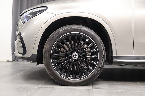Mercedes-Benz GLC300 de 5 of 26