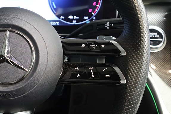 Mercedes-Benz GLC300 de 20 of 26