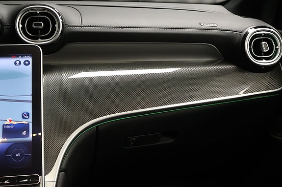 Mercedes-Benz GLC300 de 25 of 26