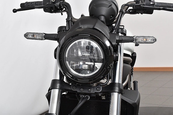 Kawasaki Eliminator 500 ABS Mycket fint skick 5 of 18