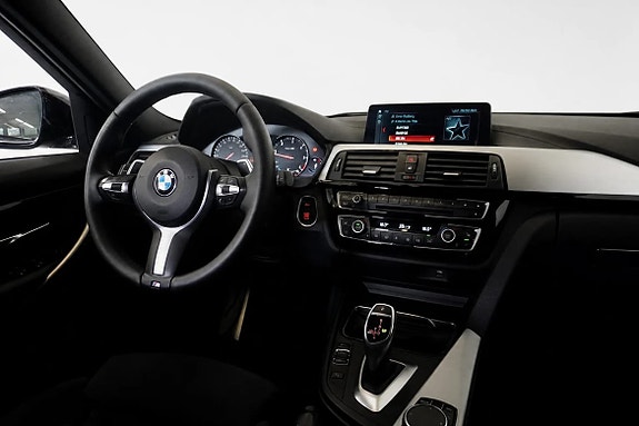 BMW 320d 14 of 18