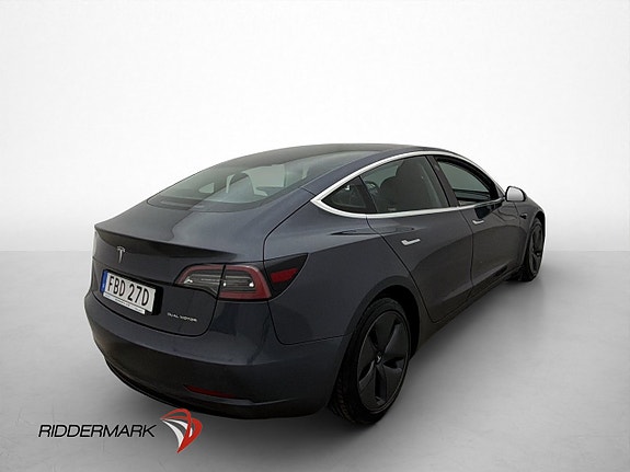 Tesla Model 3 9 of 30