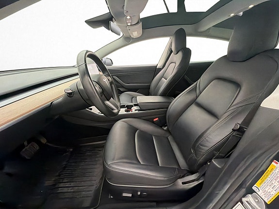 Tesla Model 3 12 of 30