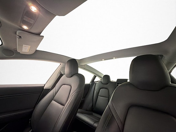 Tesla Model 3 18 of 30
