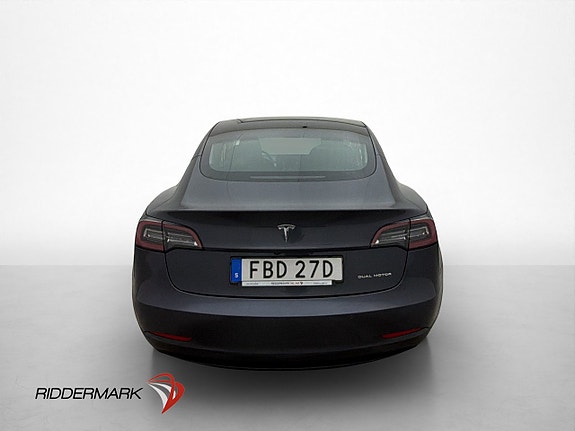 Tesla Model 3 8 of 30