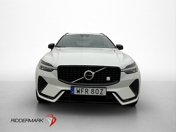 Volvo XC60 2 of 30