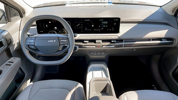 Kia EV3 4 of 9