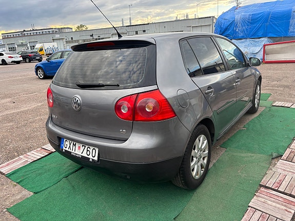 Volkswagen Golf I 3 of 5