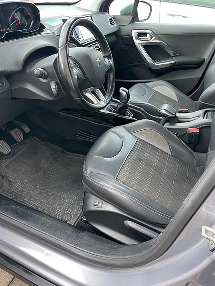 Peugeot 2008 8 of 9