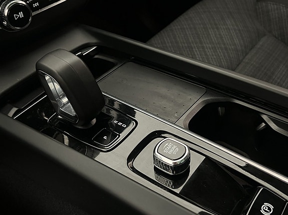Volvo XC60 22 of 30