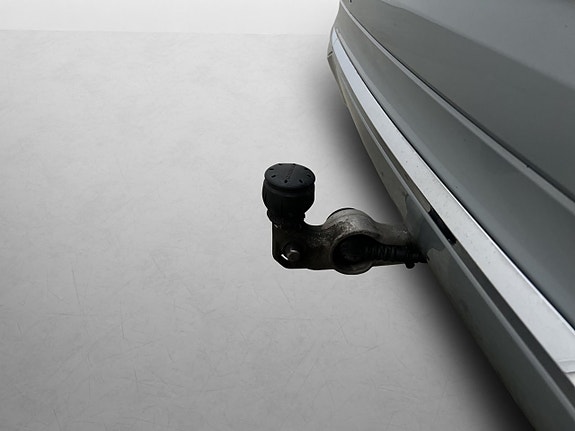 Volvo XC60 8 of 30
