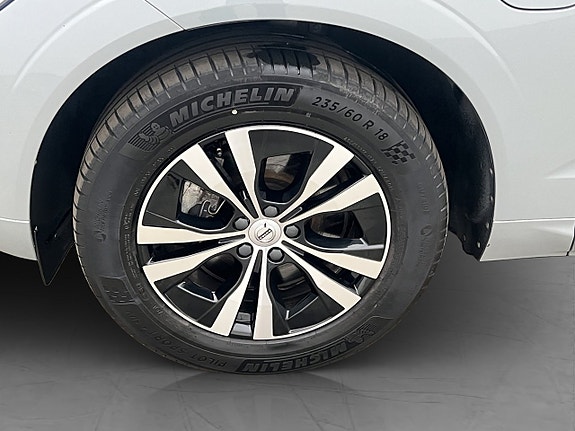 Volvo XC60 28 of 30