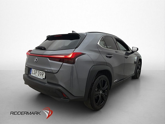 Lexus UX250h 6 of 26