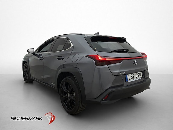 Lexus UX250h 4 of 26