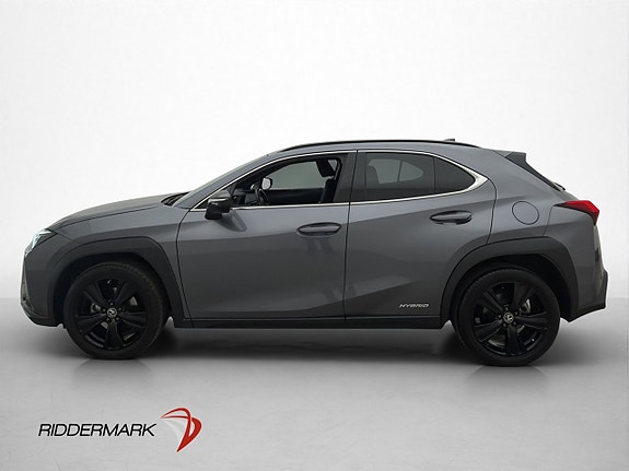 Lexus UX250h 2 of 26