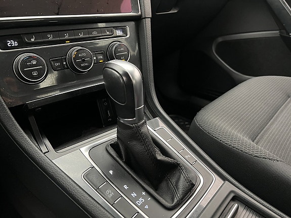 Volkswagen Golf I 21 of 29