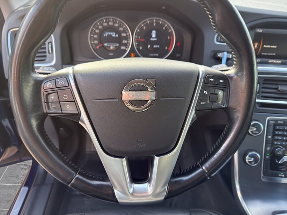 Volvo V60 15 of 21