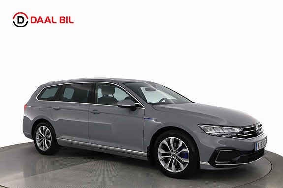 Volkswagen Passat 4 of 26