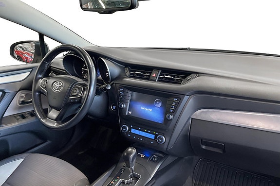 Toyota Avensis 15 of 21