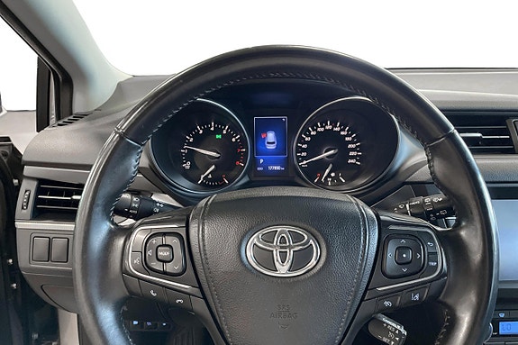 Toyota Avensis 12 of 21