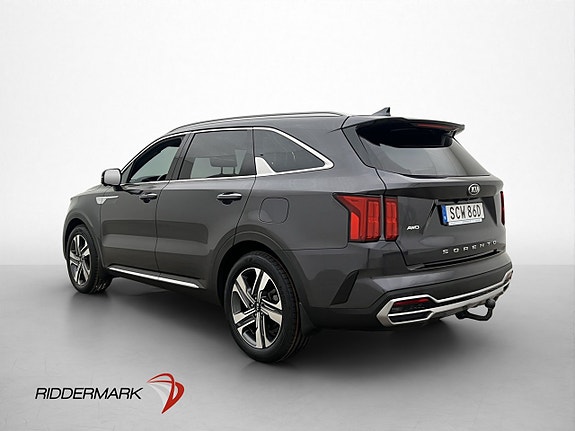 Kia Sorento 4 of 30