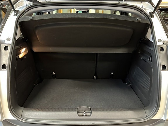 Opel Crossland X 17 of 18
